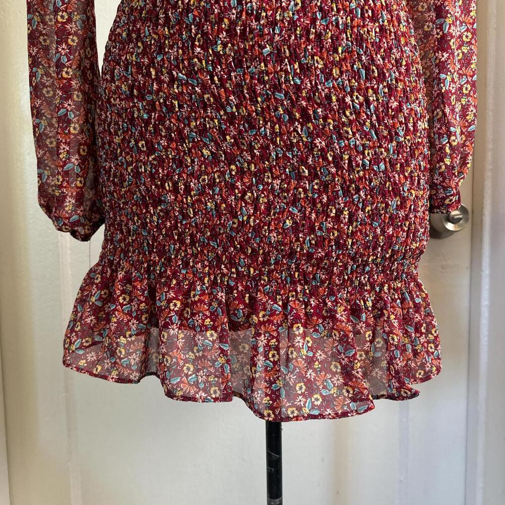 Extremely Flattering Summer Dress - image 3